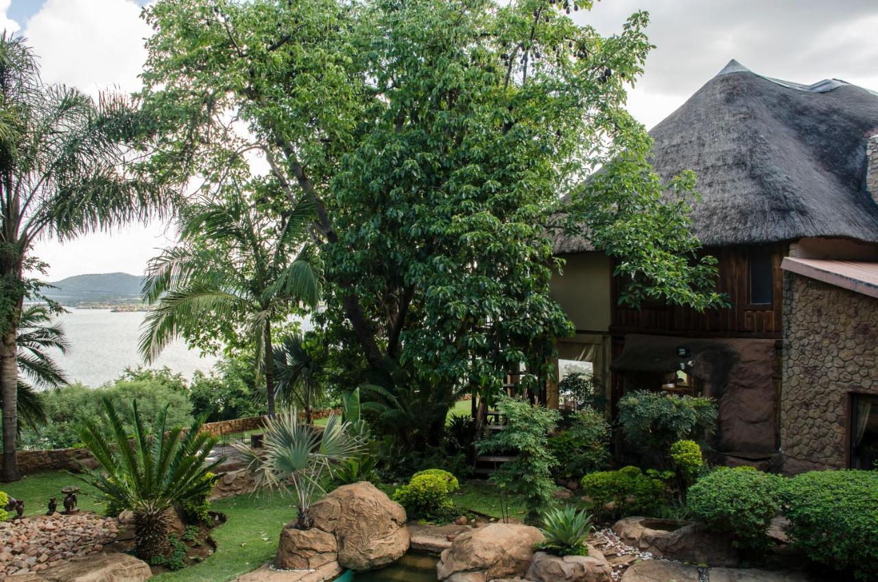 Hartbeespoortdam Lodge Buitenkant foto