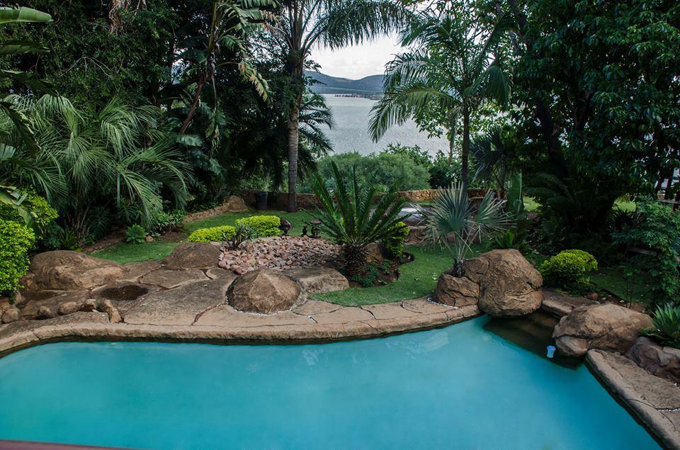 Hartbeespoortdam Lodge Buitenkant foto